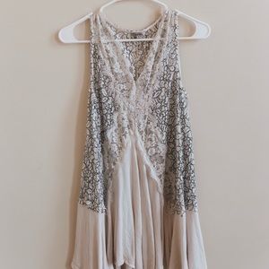 Jodifl lace tunic.